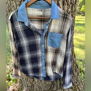 ⭐️Thread and Supply Mixed Media Shirt in size S